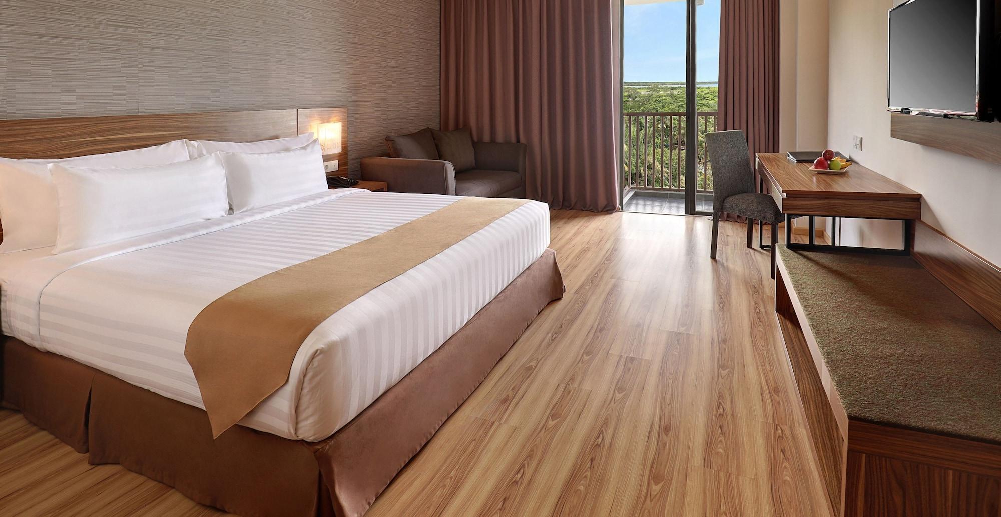 Swiss-Belhotel Sorong Exterior photo