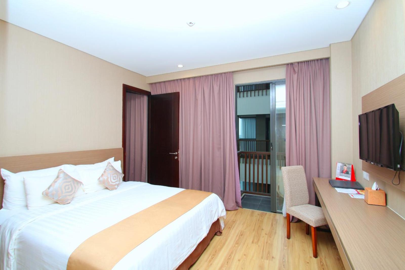 Swiss-Belhotel Sorong Exterior photo