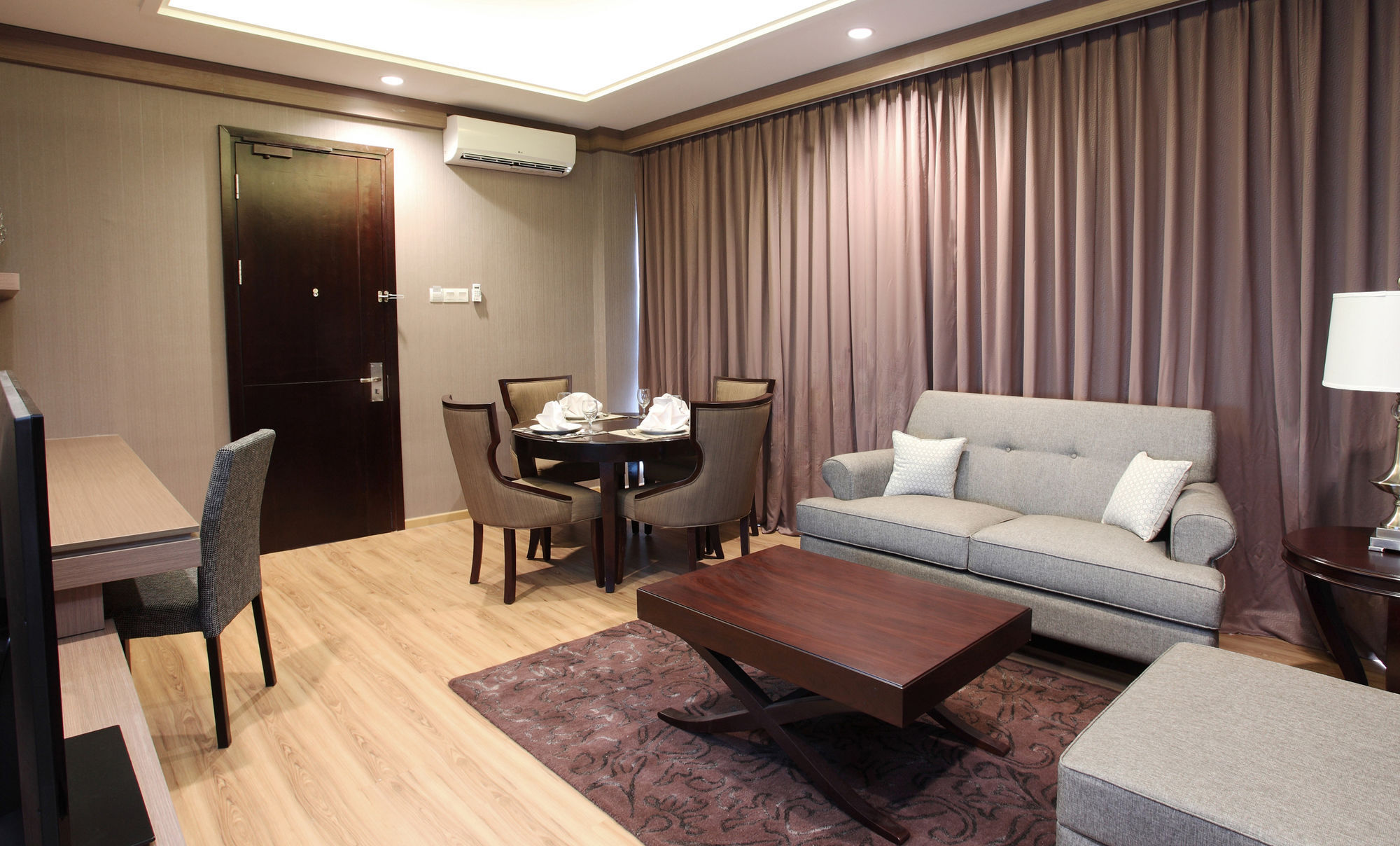 Swiss-Belhotel Sorong Exterior photo